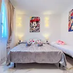 Apartman Modern Flat With Terrace For Large Families In