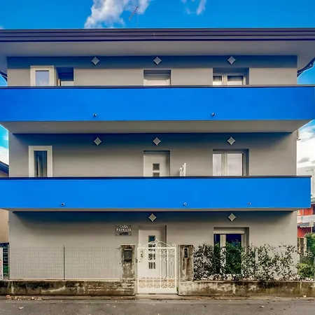 דירה Modern Flat With Terrace For Large Families In ביביונה