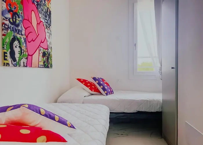 דירה Modern Flat With Terrace For Large Families In