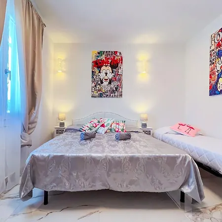 דירה Modern Flat With Terrace For Large Families In